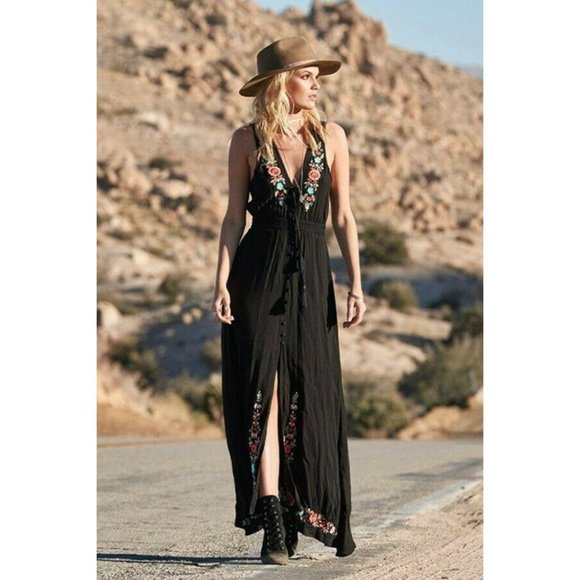 So-Cal Trendz | Dresses | Boho Black Floral Embroidery Maxi Dress ...